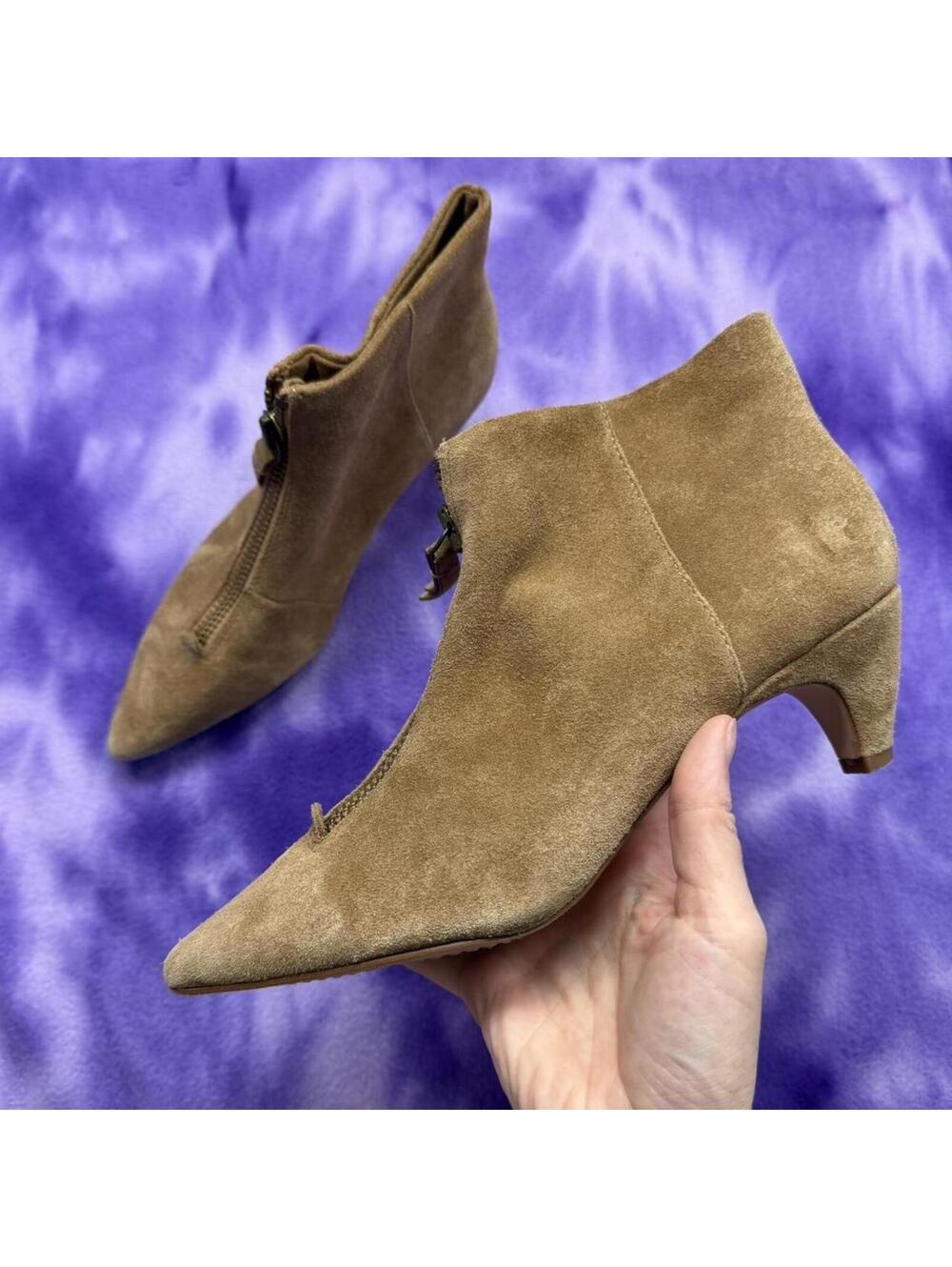 Splendid taupe brown suede ankle kitten heel zip front booties
